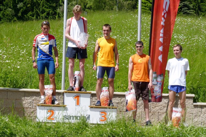 Popis: Muži A: 1. Čivrný, 2 M.Berka, 3 R.Berka, 4 Mikluš, 5 Hanyš 